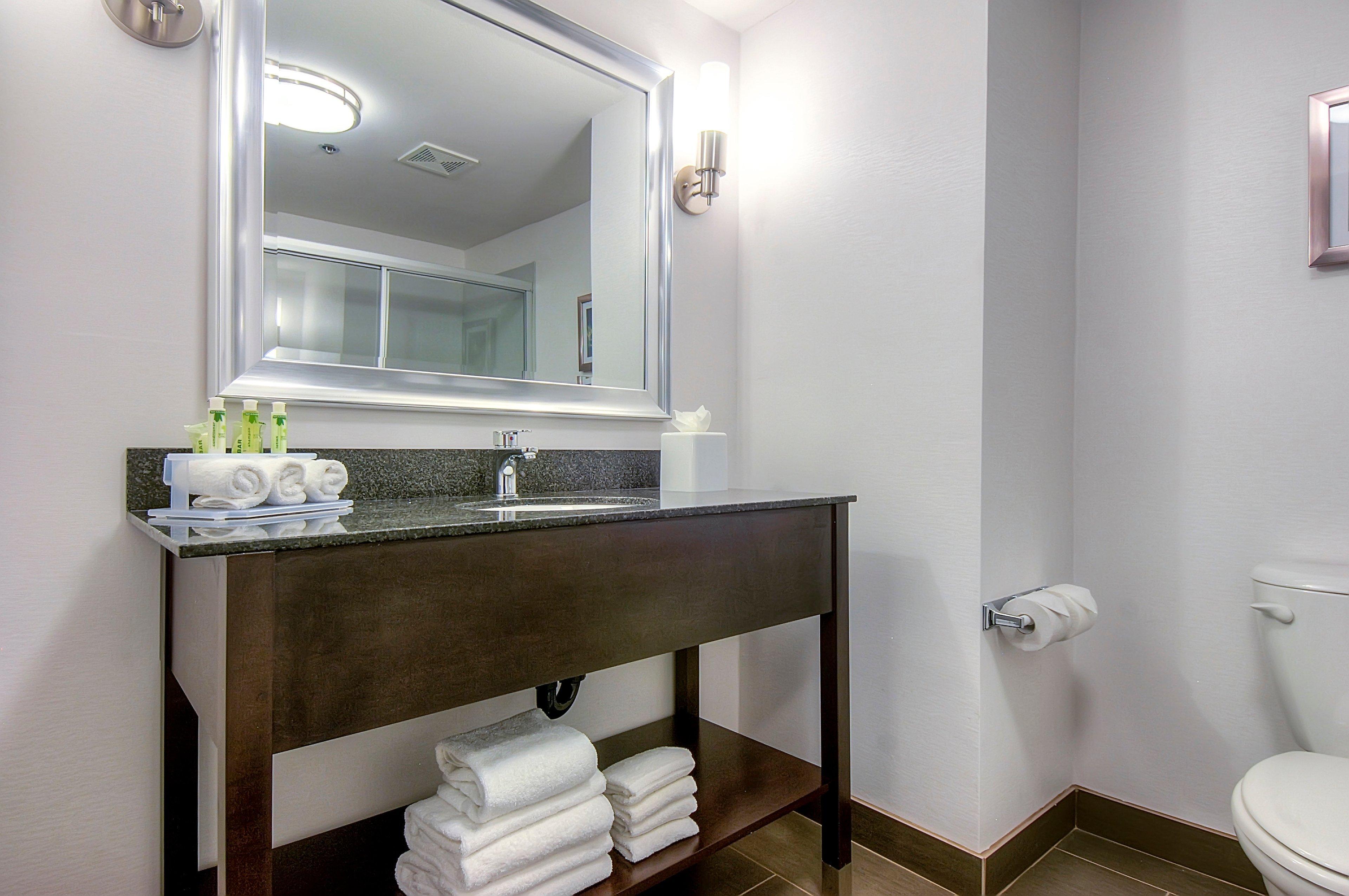 Holiday Inn Express Hotel & Suites Carlsbad Beach By Ihg Exteriör bild