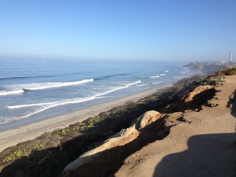Holiday Inn Express Hotel & Suites Carlsbad Beach By Ihg Exteriör bild